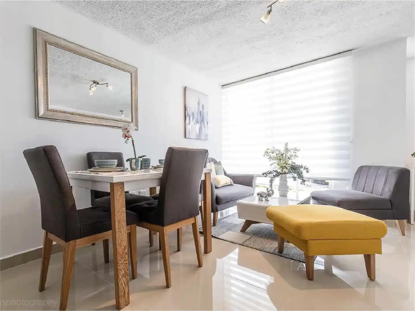 Almeria 1 en Sevilla Real / Los Almendros, Barranquilla