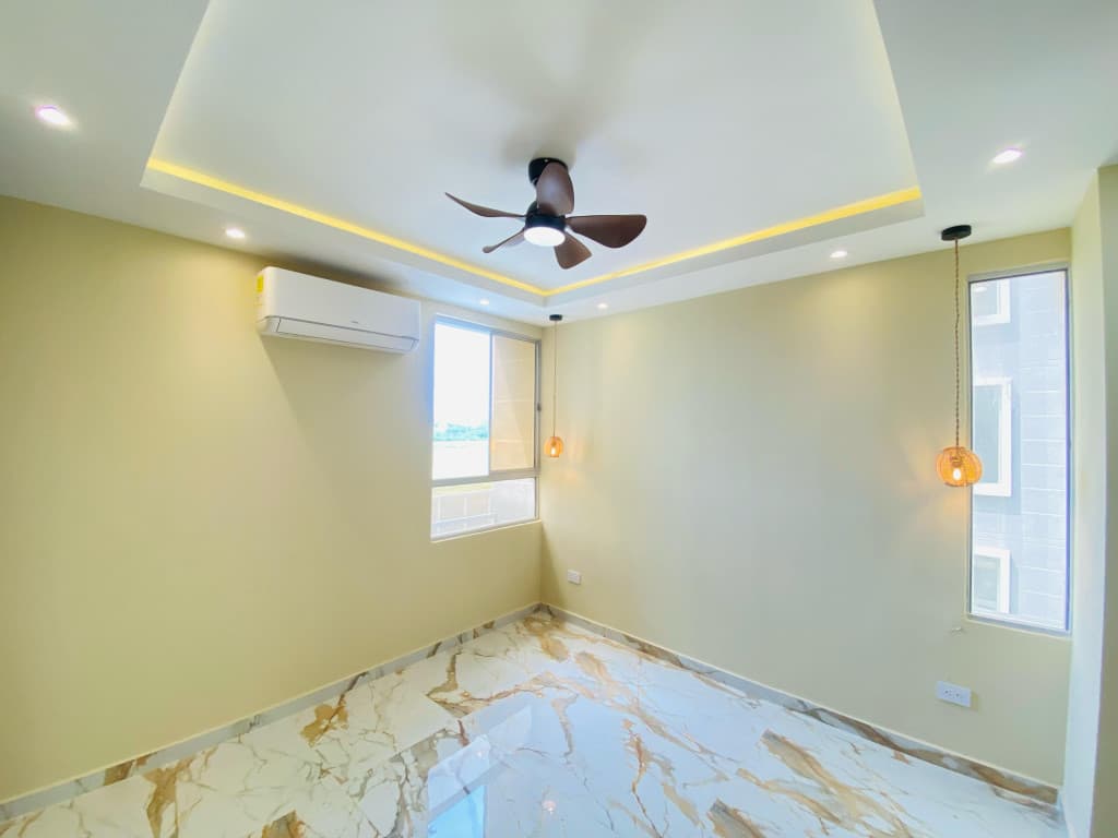Imagen https://s3-us-west-2.amazonaws.com/pictures.domus.la/inmobiliaria_59/92864_14_1755702531.jpg