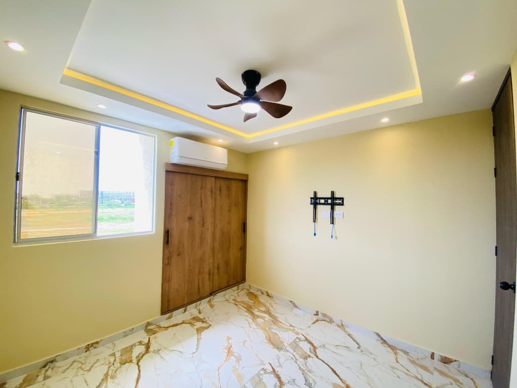 Imagen https://s3-us-west-2.amazonaws.com/pictures.domus.la/inmobiliaria_59/92864_17_1755702526.jpg
