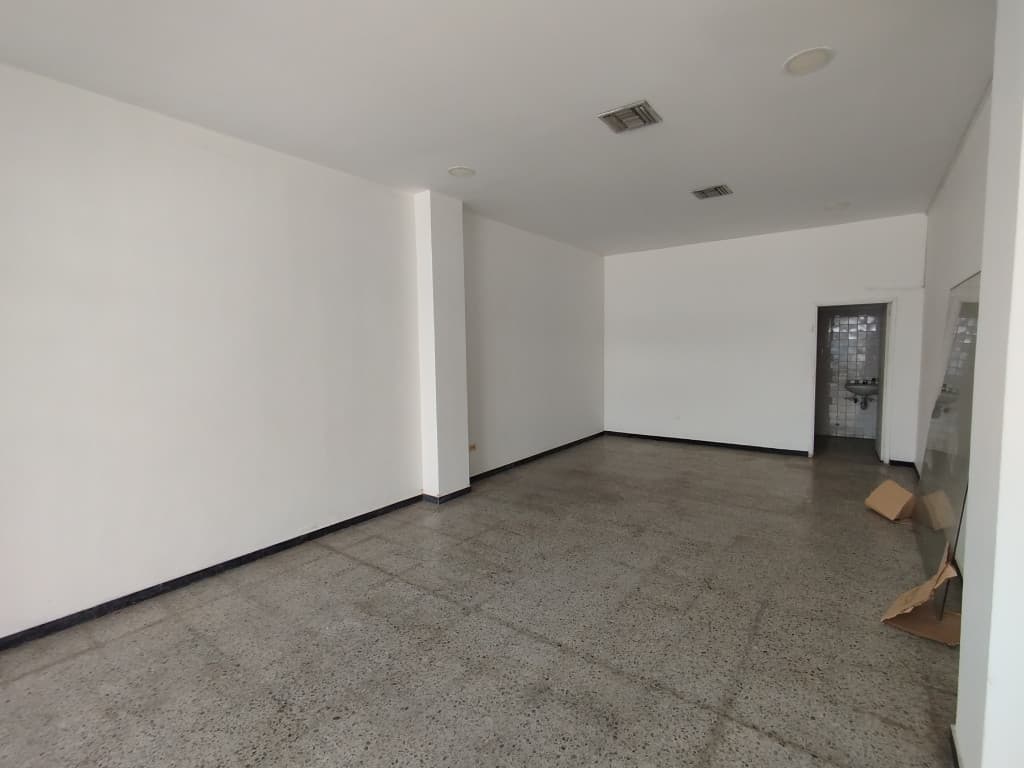 Imagen https://s3-us-west-2.amazonaws.com/pictures.domus.la/inmobiliaria_59/92866_7_1755895166.jpg