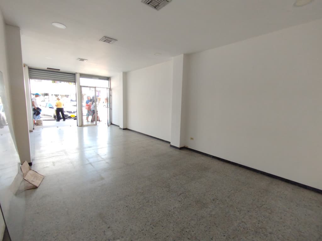 Imagen https://s3-us-west-2.amazonaws.com/pictures.domus.la/inmobiliaria_59/92866_8_1755895163.jpg