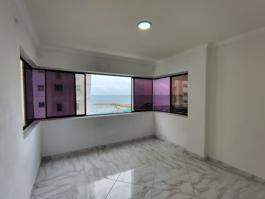 Imagen https://s3-us-west-2.amazonaws.com/pictures.domus.la/inmobiliaria_59/92882_15_1755795663.jpg
