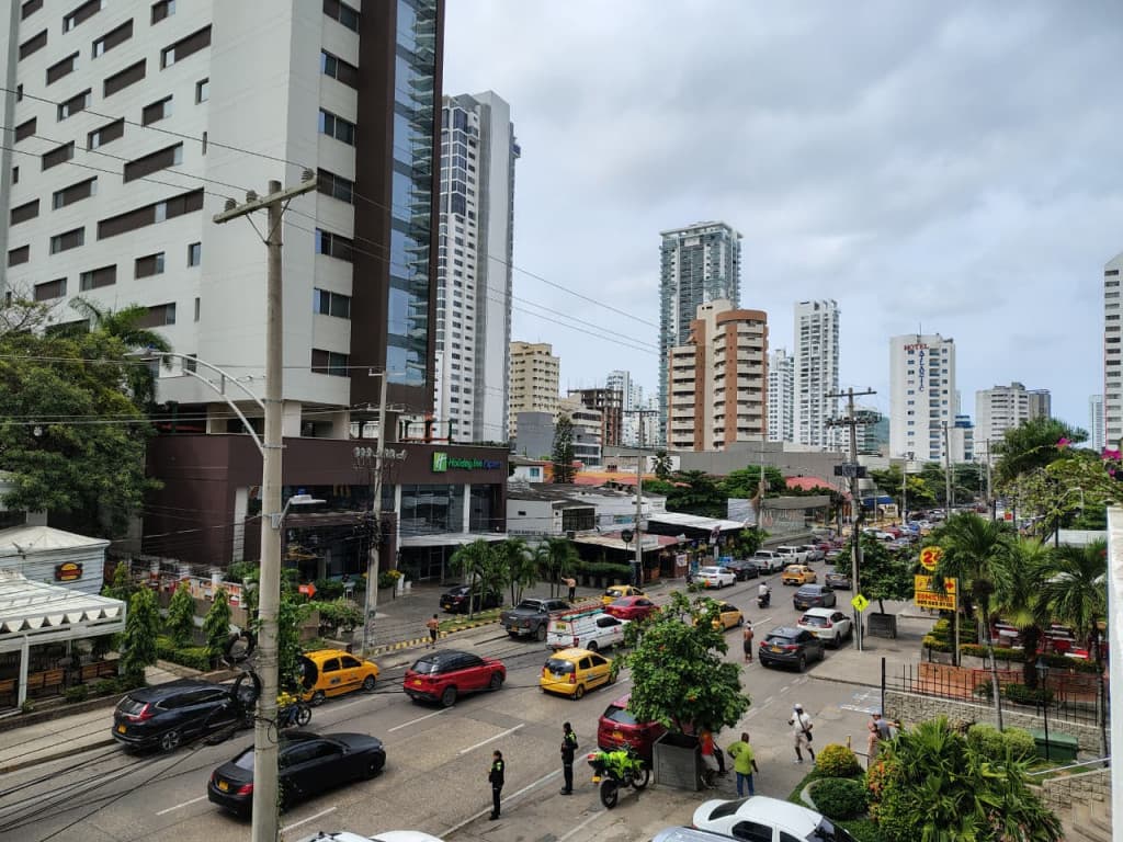 Imagen https://s3-us-west-2.amazonaws.com/pictures.domus.la/inmobiliaria_59/92882_2_1755795664.jpg