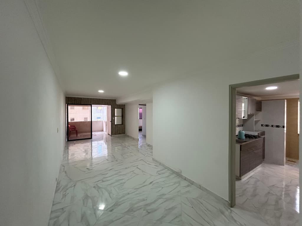 Imagen https://s3-us-west-2.amazonaws.com/pictures.domus.la/inmobiliaria_59/92882_4_1755795665.jpg