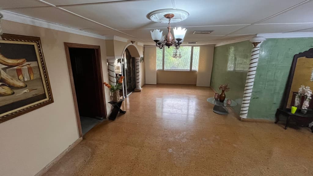 Imagen https://s3-us-west-2.amazonaws.com/pictures.domus.la/inmobiliaria_59/92885_2_1755896061.jpg