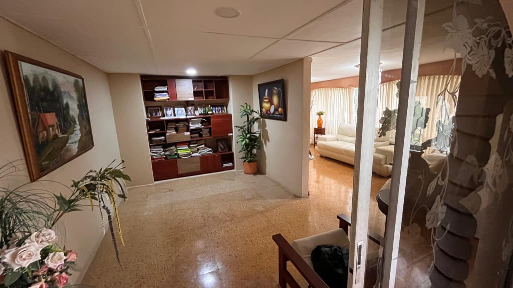 Imagen https://s3-us-west-2.amazonaws.com/pictures.domus.la/inmobiliaria_59/92885_3_1755896060.jpg