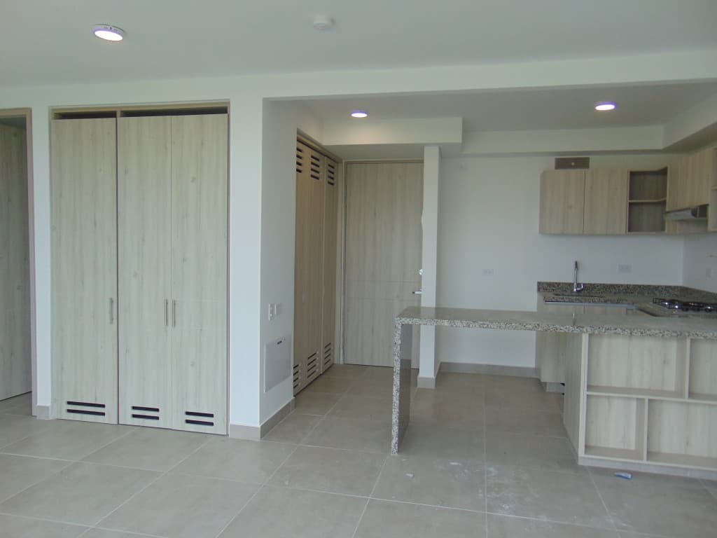 Imagen https://s3-us-west-2.amazonaws.com/pictures.domus.la/inmobiliaria_59/92886_13_1755804378.jpg