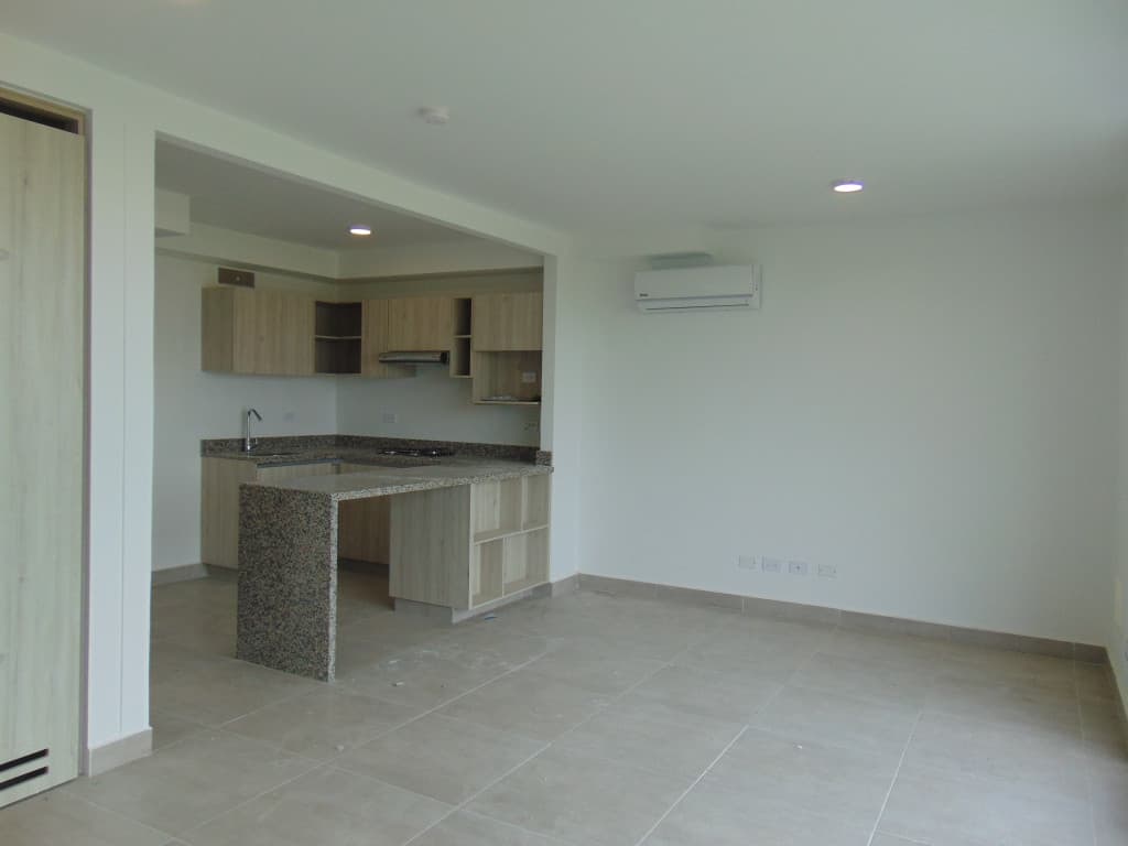 Imagen https://s3-us-west-2.amazonaws.com/pictures.domus.la/inmobiliaria_59/92886_5_1755804375.jpg