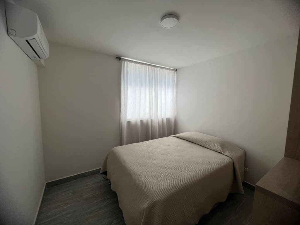 Imagen https://s3-us-west-2.amazonaws.com/pictures.domus.la/inmobiliaria_59/92902_10_1755995400.jpg
