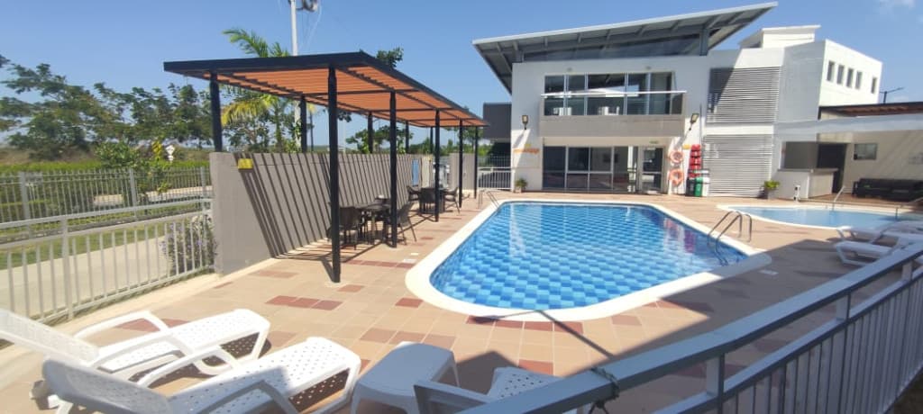 Imagen https://s3-us-west-2.amazonaws.com/pictures.domus.la/inmobiliaria_59/92902_13_1755995399.jpg