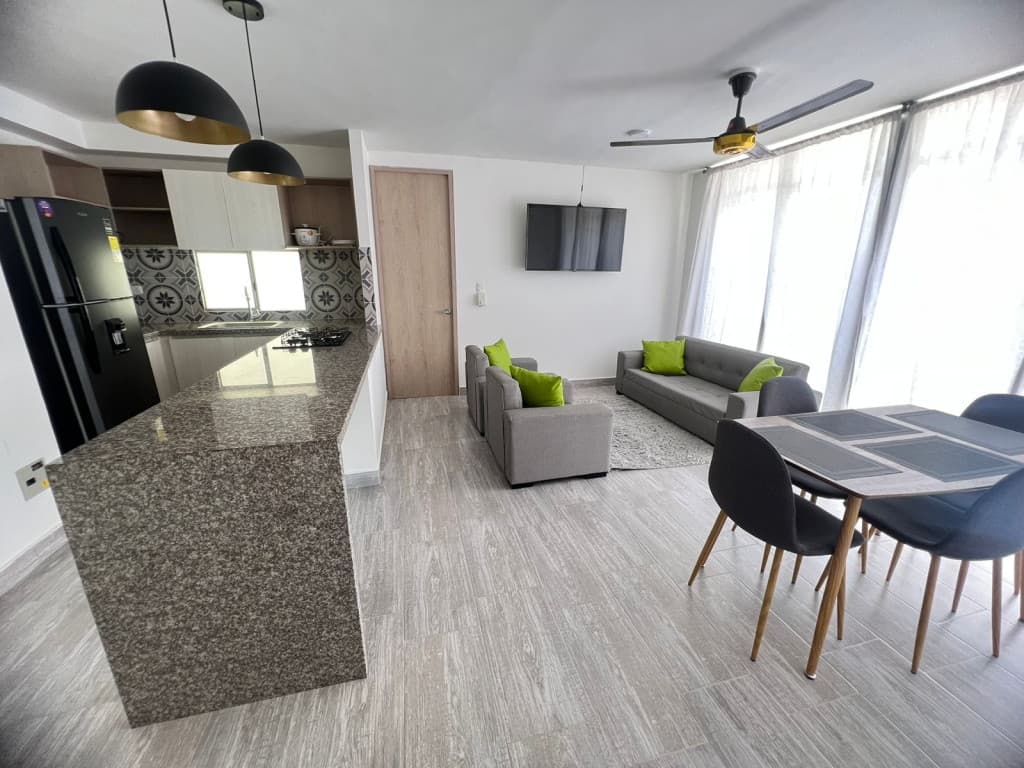 Imagen https://s3-us-west-2.amazonaws.com/pictures.domus.la/inmobiliaria_59/92902_2_1755995404.jpg