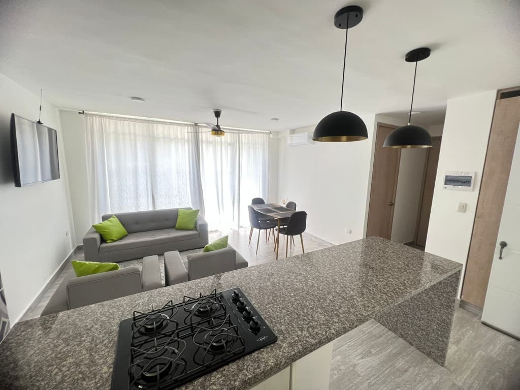 Imagen https://s3-us-west-2.amazonaws.com/pictures.domus.la/inmobiliaria_59/92902_5_1755995404.jpg