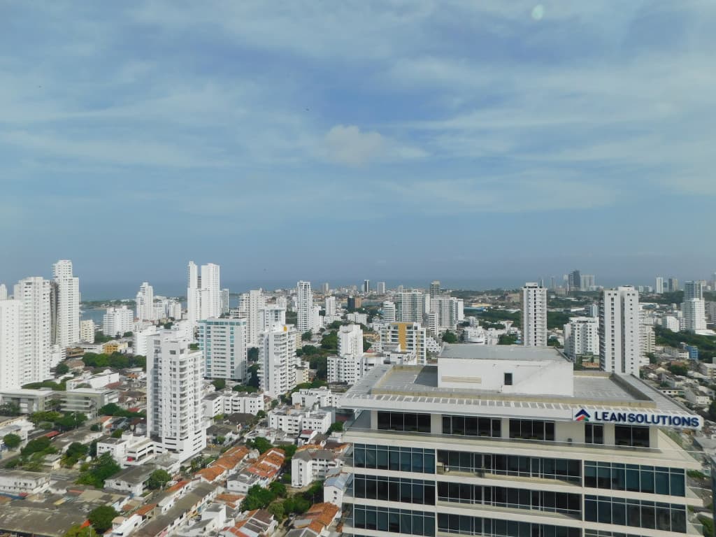 Imagen https://s3-us-west-2.amazonaws.com/pictures.domus.la/inmobiliaria_59/93009_2_1757516484.jpg