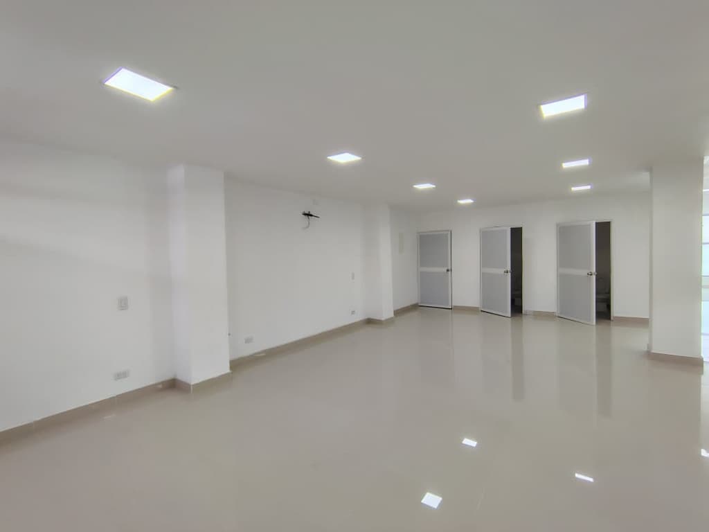 Imagen https://s3-us-west-2.amazonaws.com/pictures.domus.la/inmobiliaria_59/93011_6_1757516095.jpg
