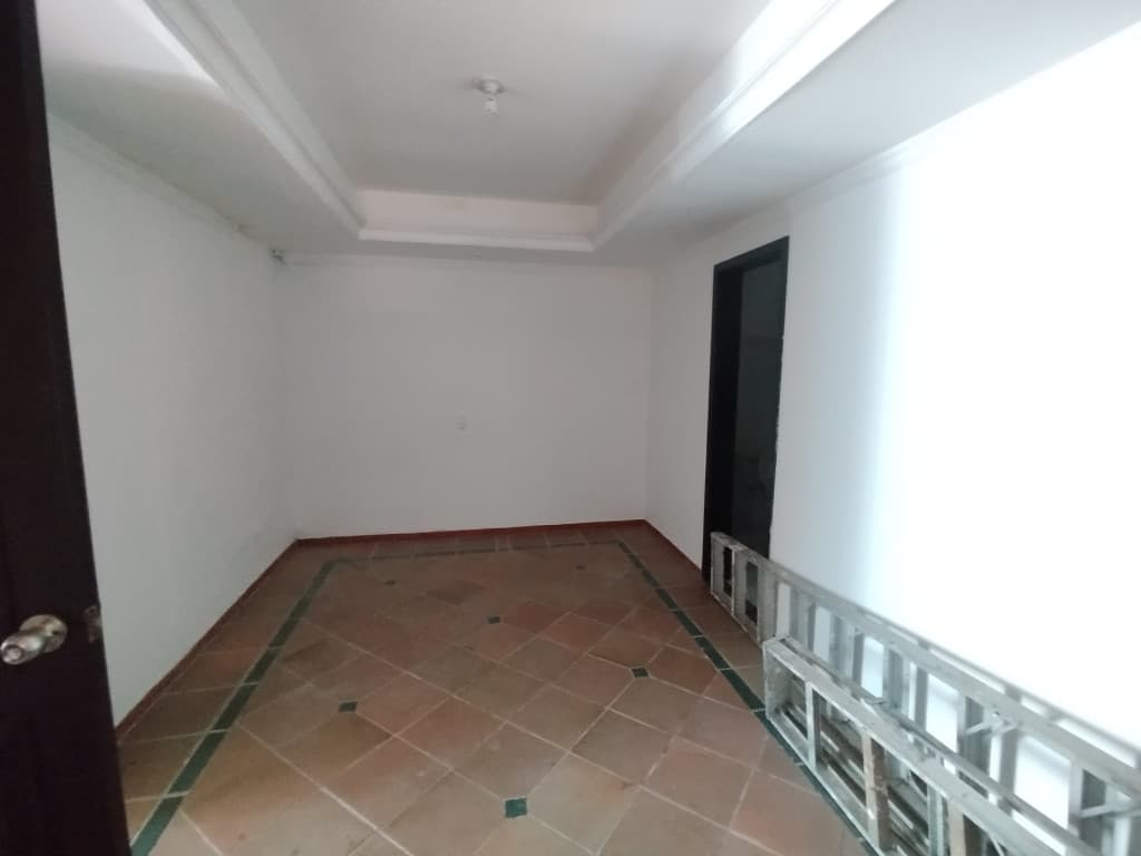 Imagen https://s3-us-west-2.amazonaws.com/pictures.domus.la/inmobiliaria_59/93015_7_1757618864.jpg