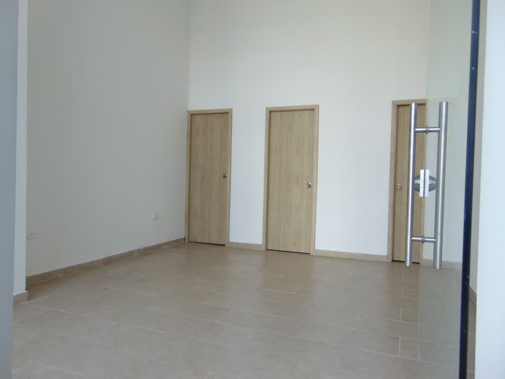 Imagen https://s3-us-west-2.amazonaws.com/pictures.domus.la/inmobiliaria_59/93030_3_1757692257.jpg