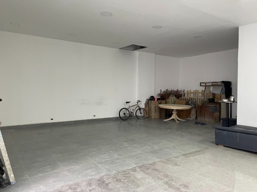 Imagen https://s3-us-west-2.amazonaws.com/pictures.domus.la/inmobiliaria_59/93031_5_1758229600.jpg