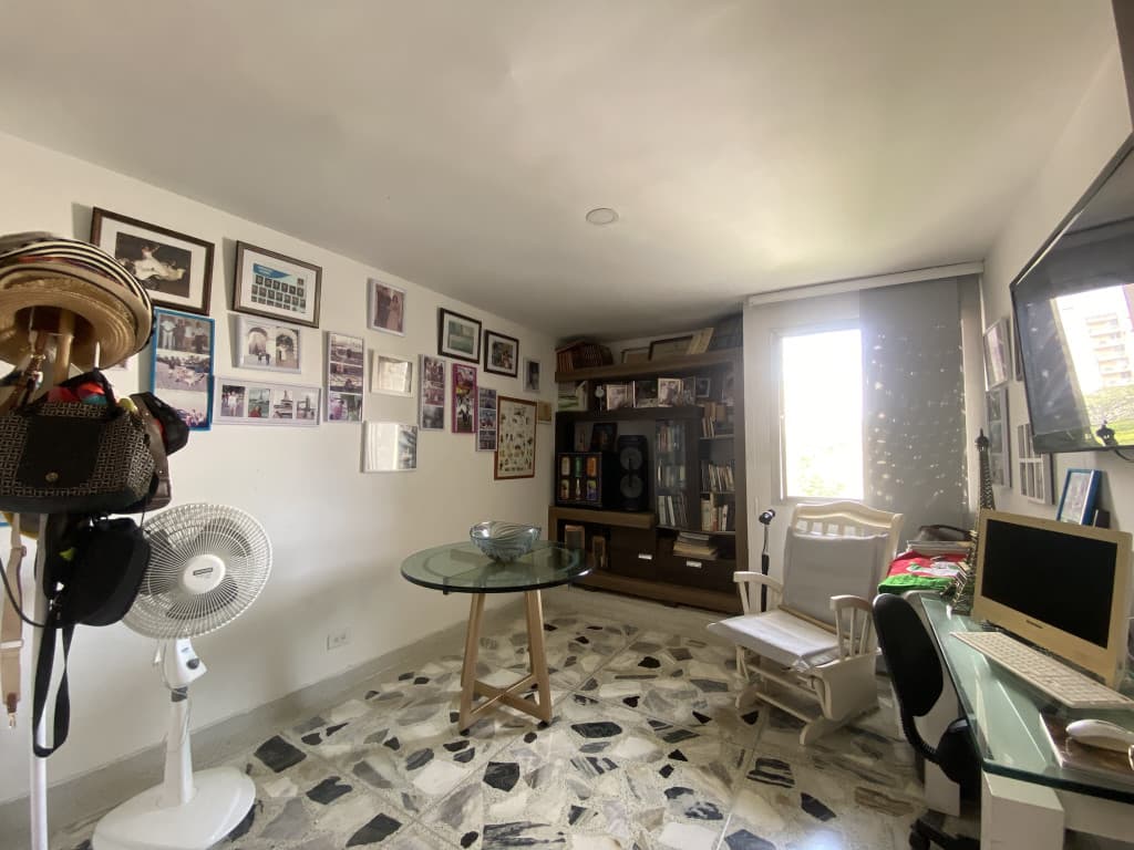 Imagen https://s3-us-west-2.amazonaws.com/pictures.domus.la/inmobiliaria_59/93057_10_1758292691.jpg