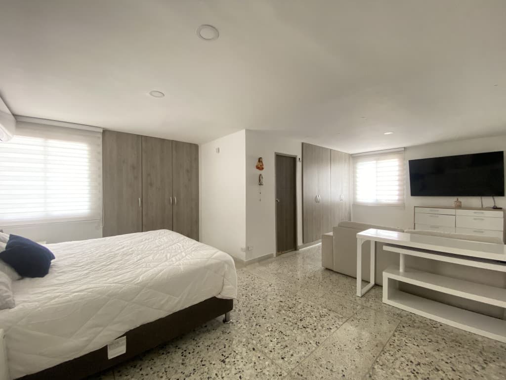 Imagen https://s3-us-west-2.amazonaws.com/pictures.domus.la/inmobiliaria_59/93057_17_1758292688.jpg