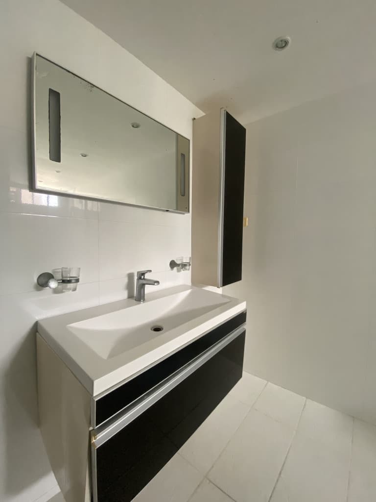 Imagen https://s3-us-west-2.amazonaws.com/pictures.domus.la/inmobiliaria_59/93057_21_1758292686.jpg
