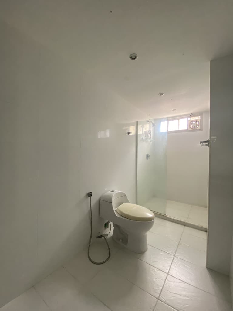 Imagen https://s3-us-west-2.amazonaws.com/pictures.domus.la/inmobiliaria_59/93057_22_1758292686.jpg