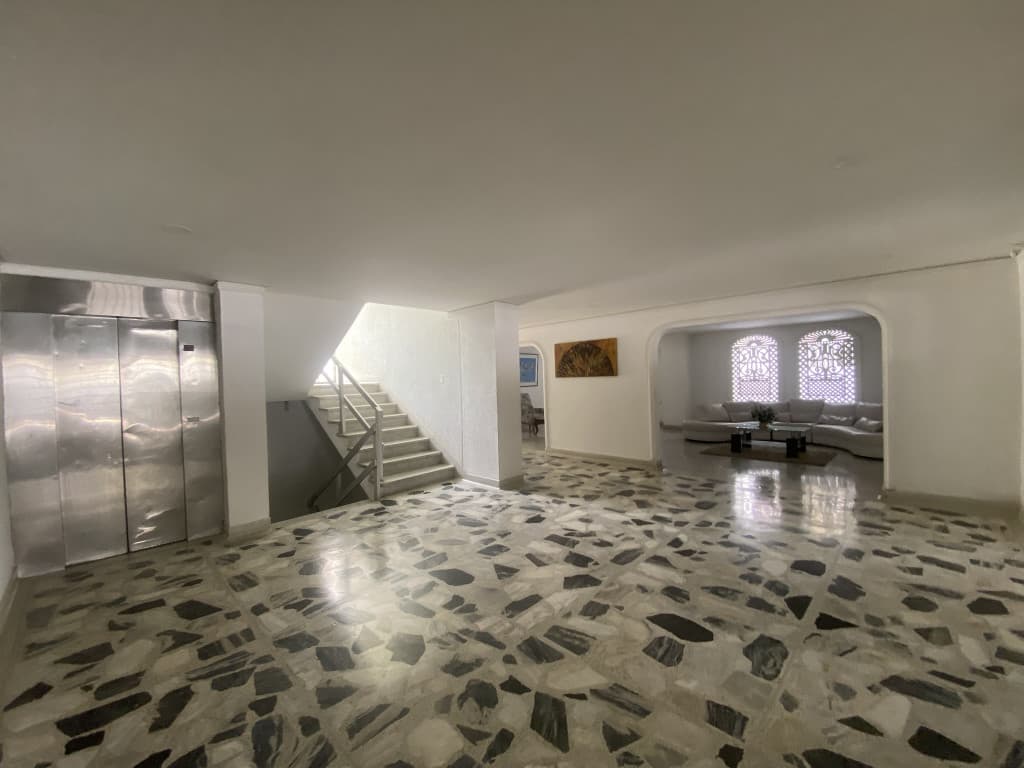 Imagen https://s3-us-west-2.amazonaws.com/pictures.domus.la/inmobiliaria_59/93057_26_1758292690.jpg