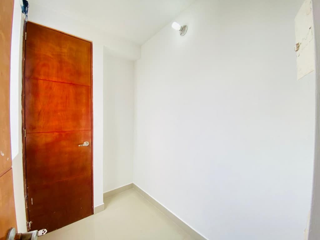Imagen https://s3-us-west-2.amazonaws.com/pictures.domus.la/inmobiliaria_59/93066_21_1758226264.jpg