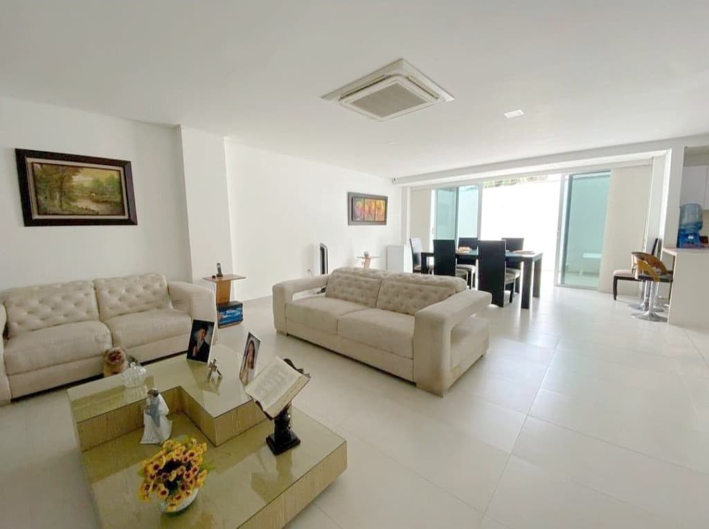 Imagen https://s3-us-west-2.amazonaws.com/pictures.domus.la/inmobiliaria_59/93787_3_1769087373.jpg