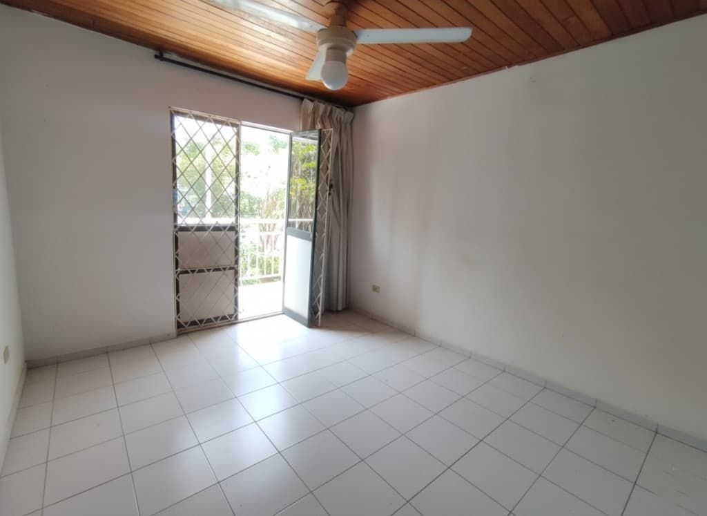 Imagen https://s3-us-west-2.amazonaws.com/pictures.domus.la/inmobiliaria_59/93795_12_1769120246.jpg