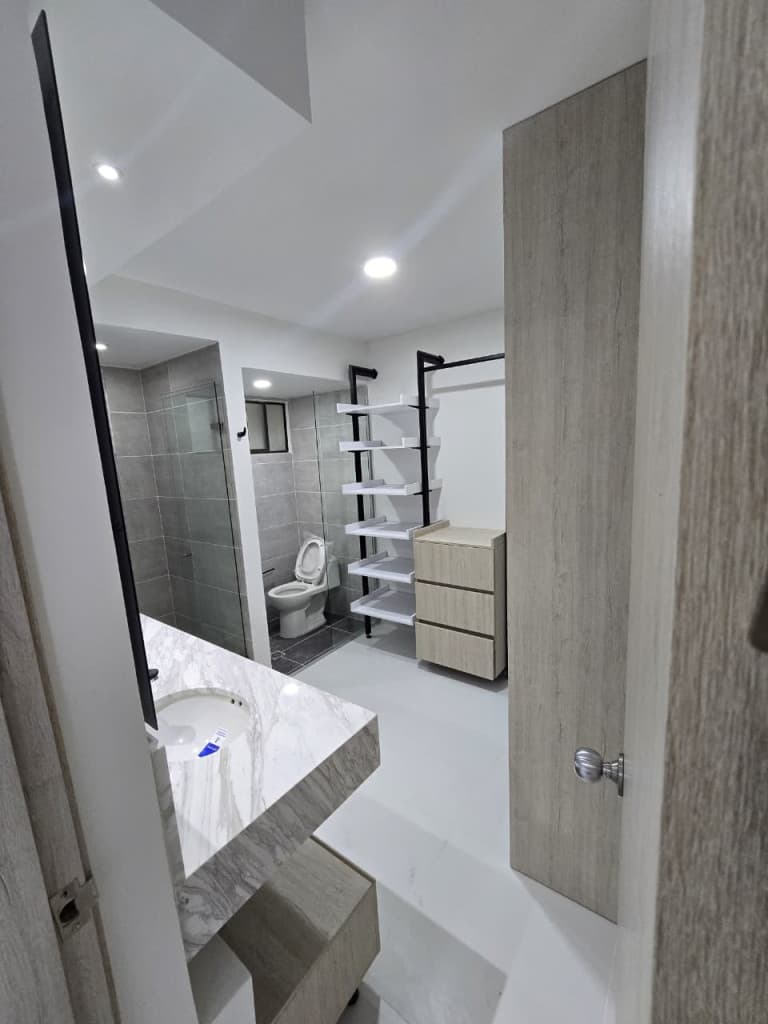 Imagen https://s3-us-west-2.amazonaws.com/pictures.domus.la/inmobiliaria_59/93799_10_1769203395.jpg