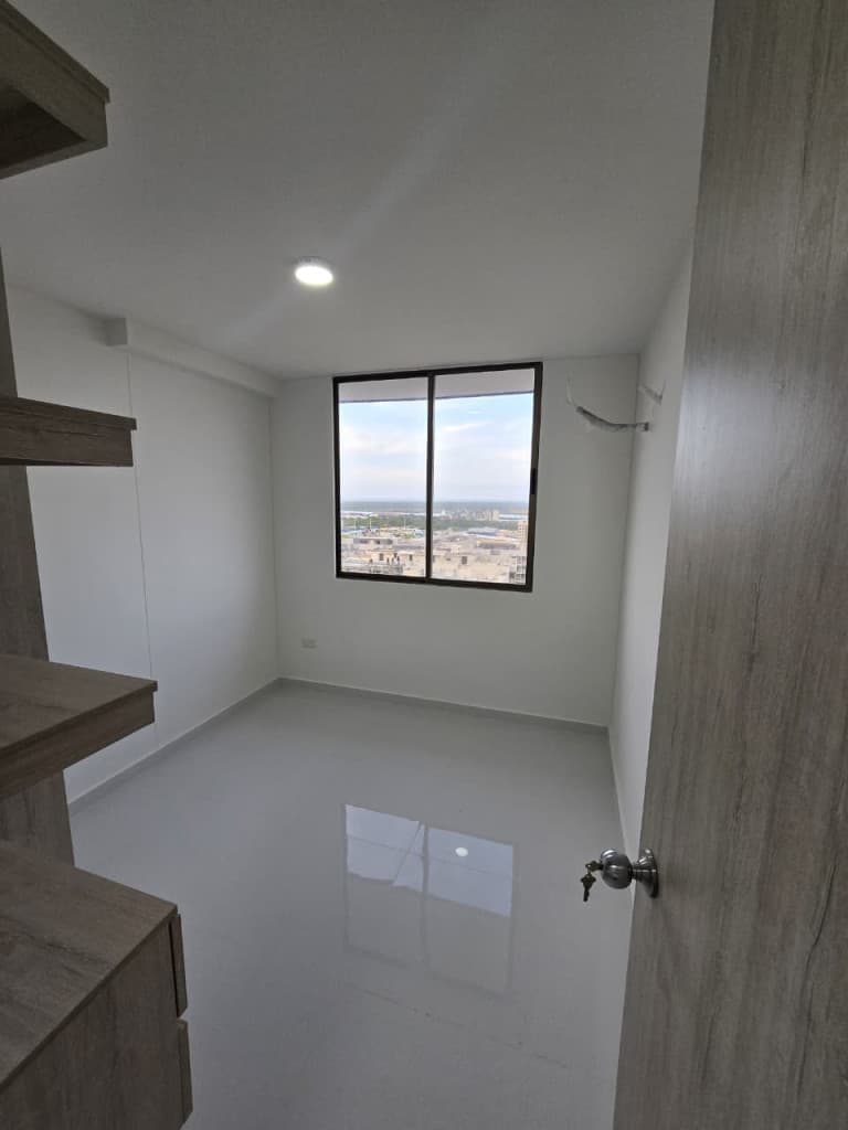 Imagen https://s3-us-west-2.amazonaws.com/pictures.domus.la/inmobiliaria_59/93799_11_1769203396.jpg