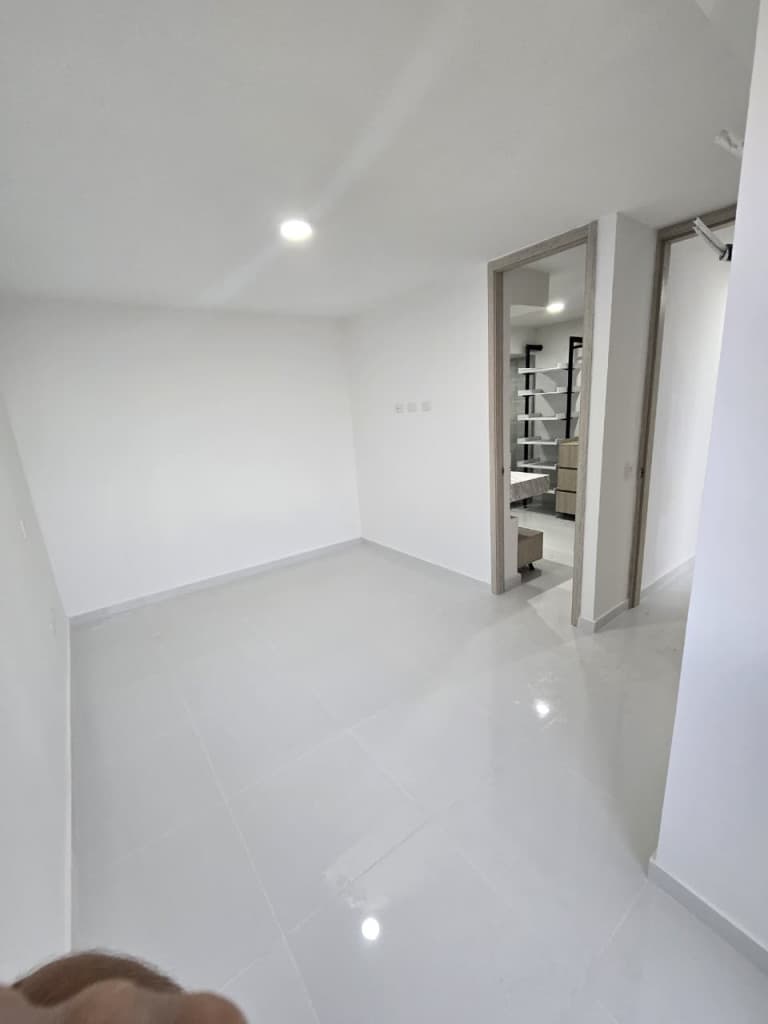 Imagen https://s3-us-west-2.amazonaws.com/pictures.domus.la/inmobiliaria_59/93799_12_1769203396.jpg