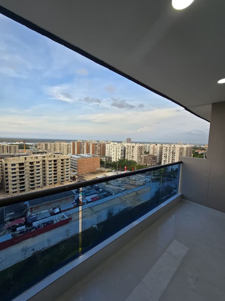 Imagen https://s3-us-west-2.amazonaws.com/pictures.domus.la/inmobiliaria_59/93799_15_1769203397.jpg