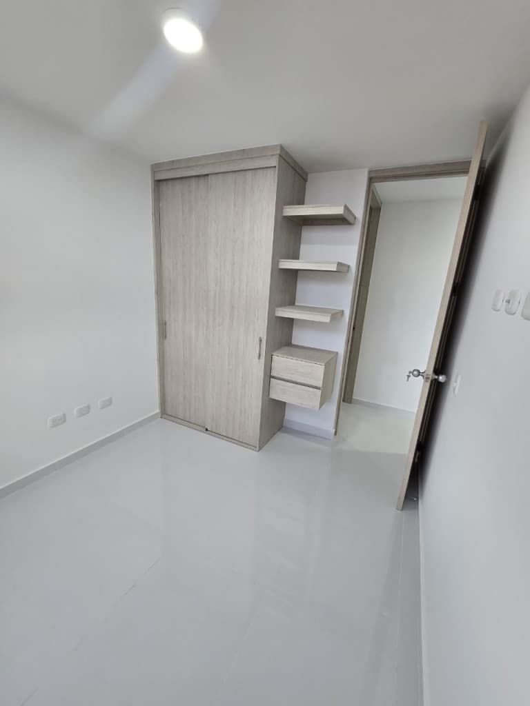 Imagen https://s3-us-west-2.amazonaws.com/pictures.domus.la/inmobiliaria_59/93799_19_1769203398.jpg