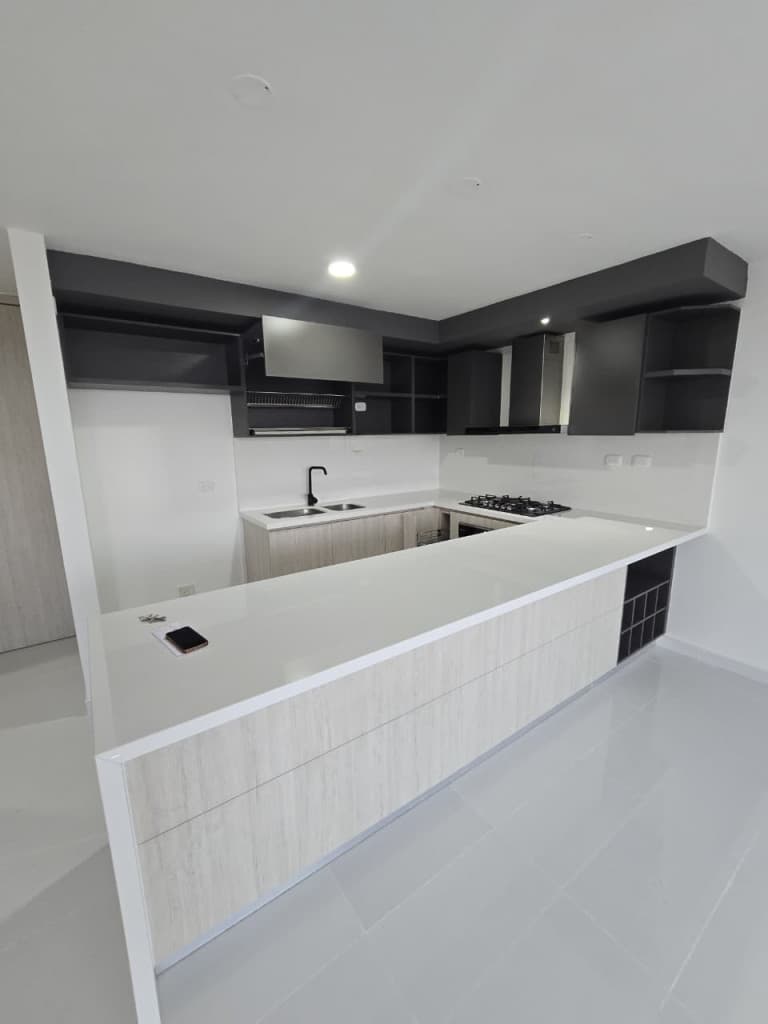 Imagen https://s3-us-west-2.amazonaws.com/pictures.domus.la/inmobiliaria_59/93799_22_1769203399.jpg