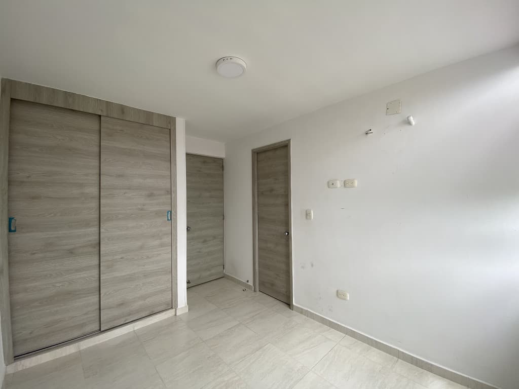Imagen https://s3-us-west-2.amazonaws.com/pictures.domus.la/inmobiliaria_59/93800_18_1770908239.jpg