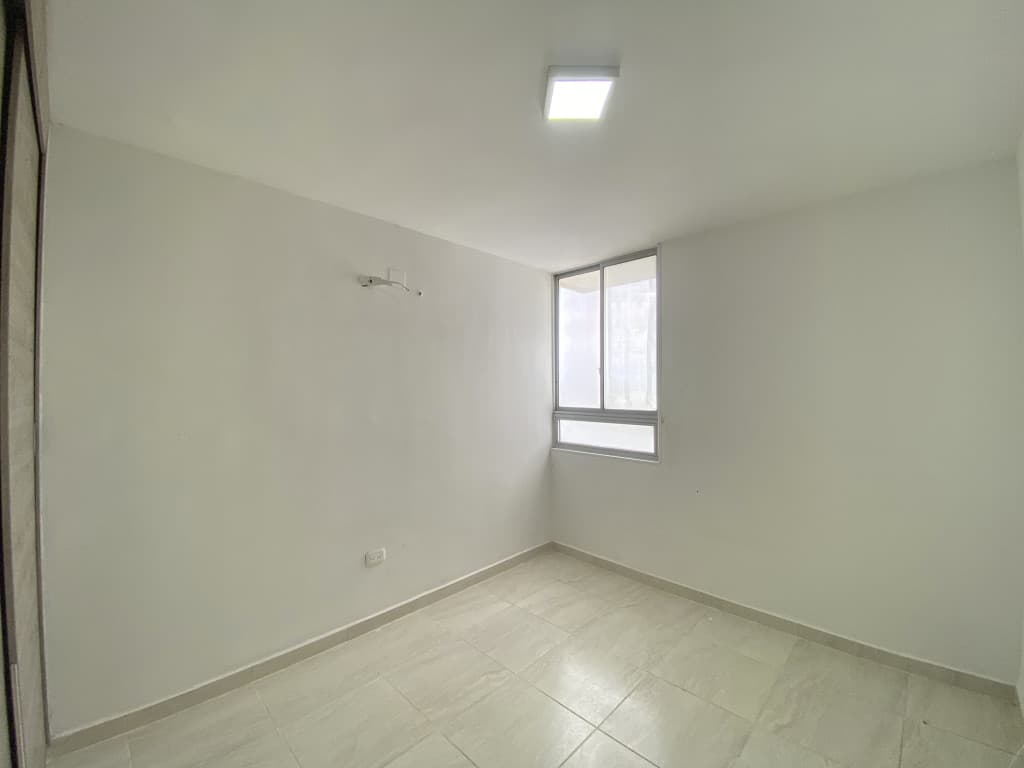 Imagen https://s3-us-west-2.amazonaws.com/pictures.domus.la/inmobiliaria_59/93800_20_1770908241.jpg