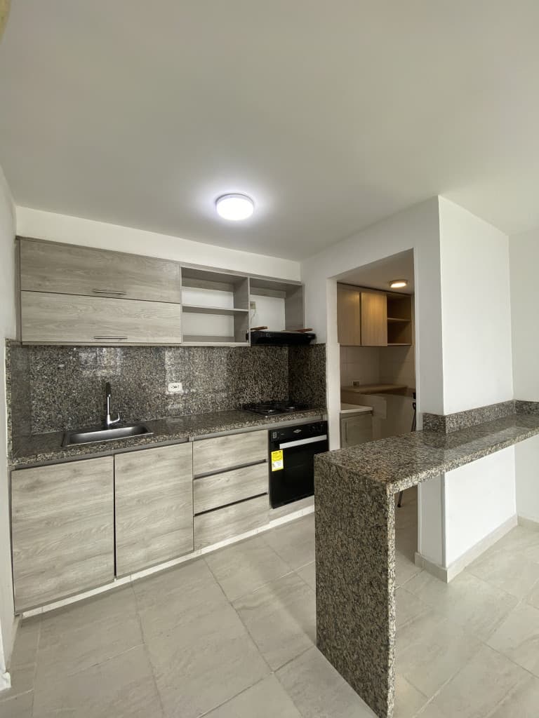 Imagen https://s3-us-west-2.amazonaws.com/pictures.domus.la/inmobiliaria_59/93800_7_1770908222.jpg