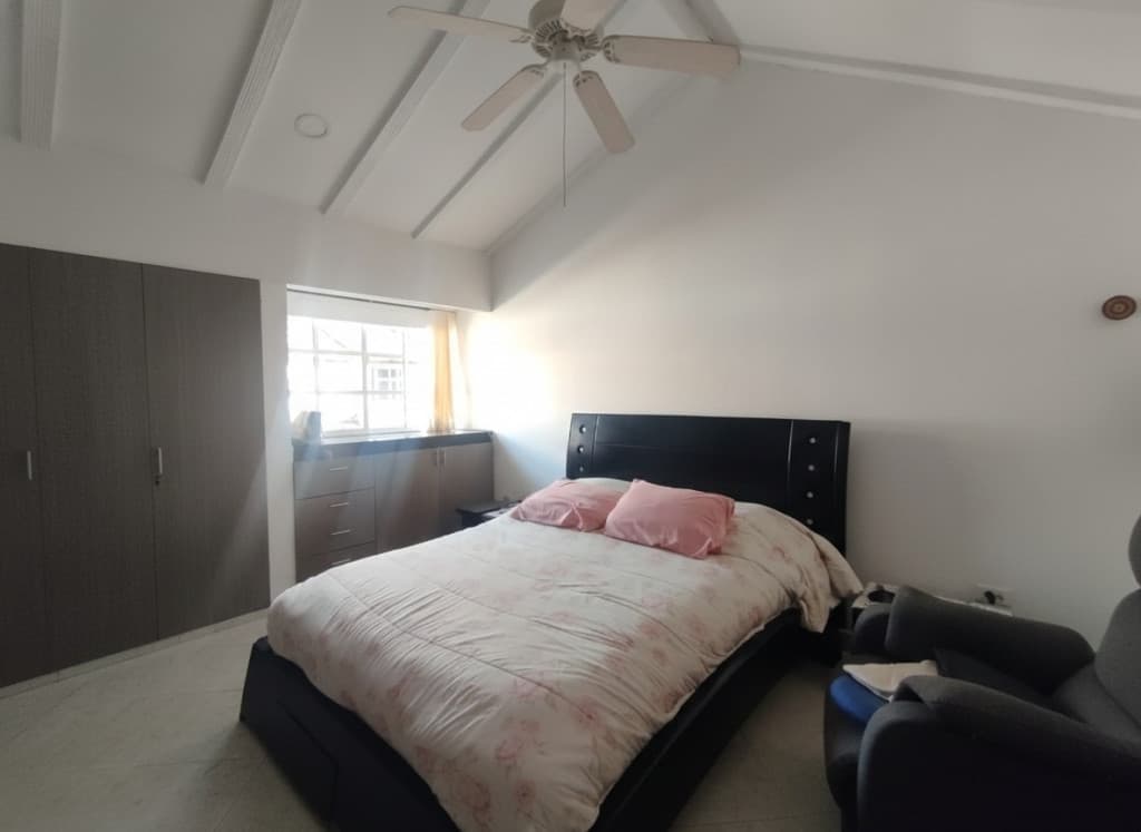 Imagen https://s3-us-west-2.amazonaws.com/pictures.domus.la/inmobiliaria_59/93823_19_1769520008.jpg