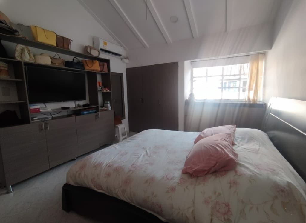Imagen https://s3-us-west-2.amazonaws.com/pictures.domus.la/inmobiliaria_59/93823_20_1769520009.jpg