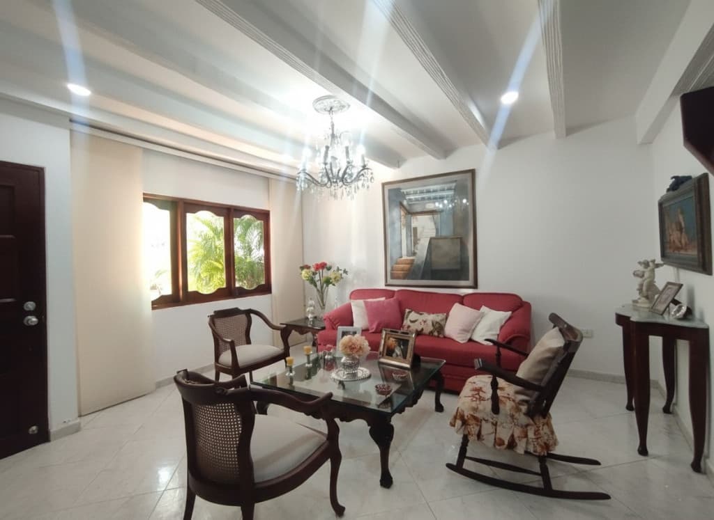 Imagen https://s3-us-west-2.amazonaws.com/pictures.domus.la/inmobiliaria_59/93823_2_1769520003.jpg