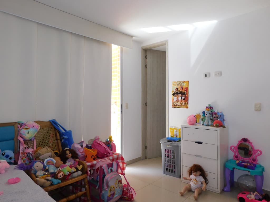 Imagen https://s3-us-west-2.amazonaws.com/pictures.domus.la/inmobiliaria_59/93826_13_1769616993.jpg