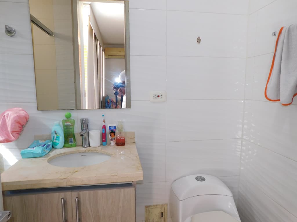Imagen https://s3-us-west-2.amazonaws.com/pictures.domus.la/inmobiliaria_59/93826_16_1769616995.jpg