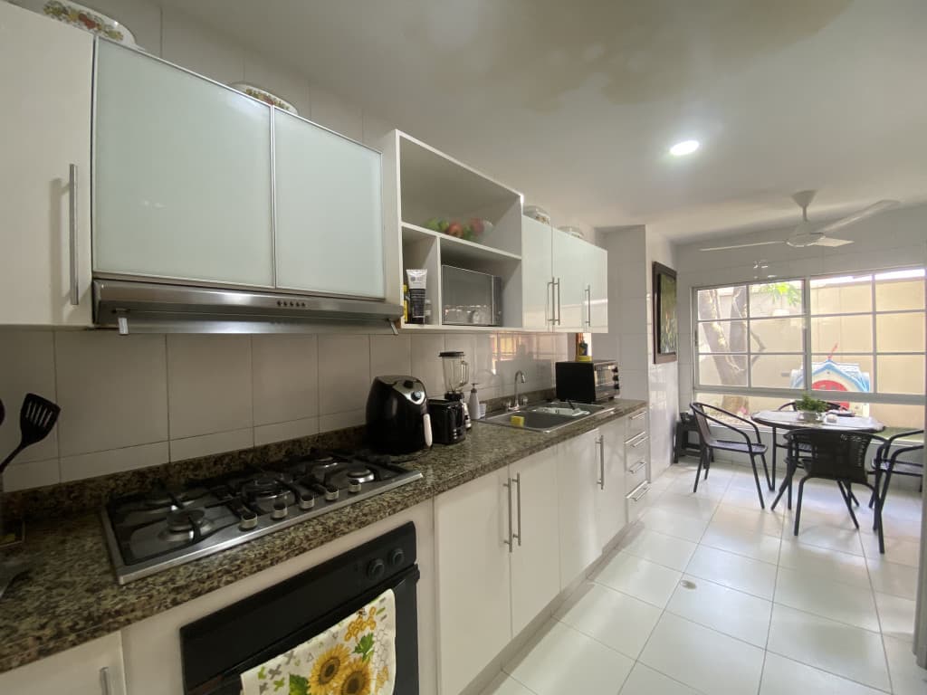 Imagen https://s3-us-west-2.amazonaws.com/pictures.domus.la/inmobiliaria_59/93827_10_1769635091.jpg