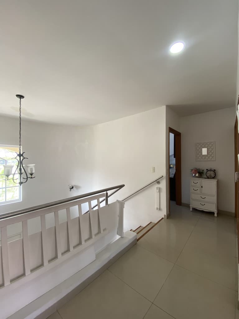 Imagen https://s3-us-west-2.amazonaws.com/pictures.domus.la/inmobiliaria_59/93827_19_1769635096.jpg