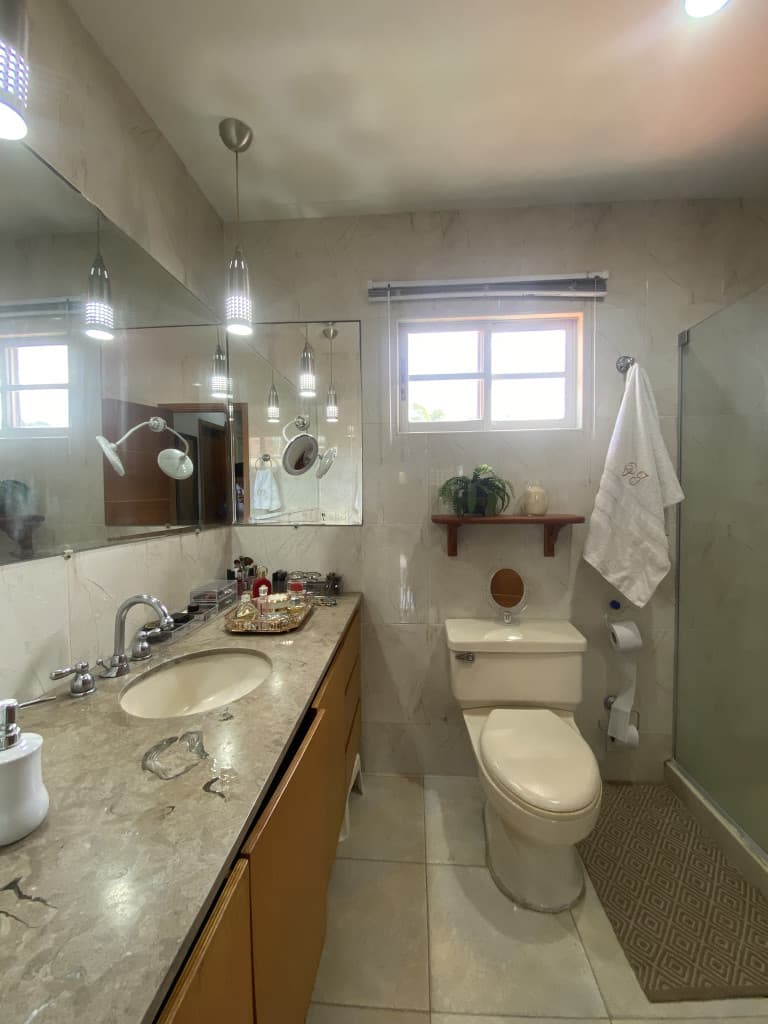 Imagen https://s3-us-west-2.amazonaws.com/pictures.domus.la/inmobiliaria_59/93827_23_1769635099.jpg