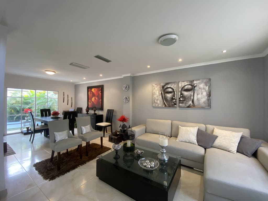 Imagen https://s3-us-west-2.amazonaws.com/pictures.domus.la/inmobiliaria_59/93827_6_1769635087.jpg