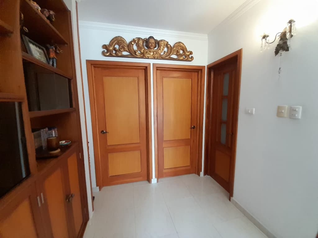 Imagen https://s3-us-west-2.amazonaws.com/pictures.domus.la/inmobiliaria_59/93828_14_1769570540.jpg