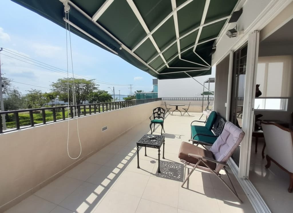 Imagen https://s3-us-west-2.amazonaws.com/pictures.domus.la/inmobiliaria_59/93828_3_1769570536.jpg