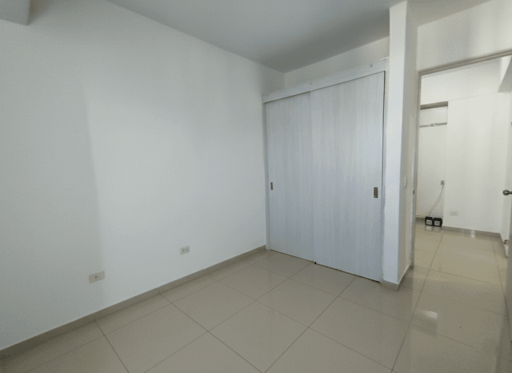 Imagen https://s3-us-west-2.amazonaws.com/pictures.domus.la/inmobiliaria_59/93830_15_1769629221.png